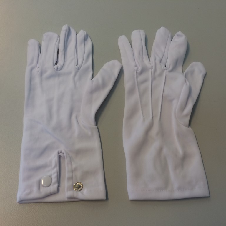 Paar Handschuhe (weiß)